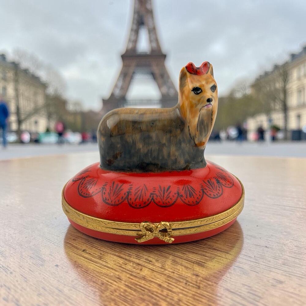 Limoges Artoria Yorkie Terrier Dog Porcelian Trinket Box Red Base Bow Dubarry